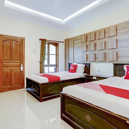 Oyo 1762 Hotel Astiti Graha Tanah Lot Exterior foto